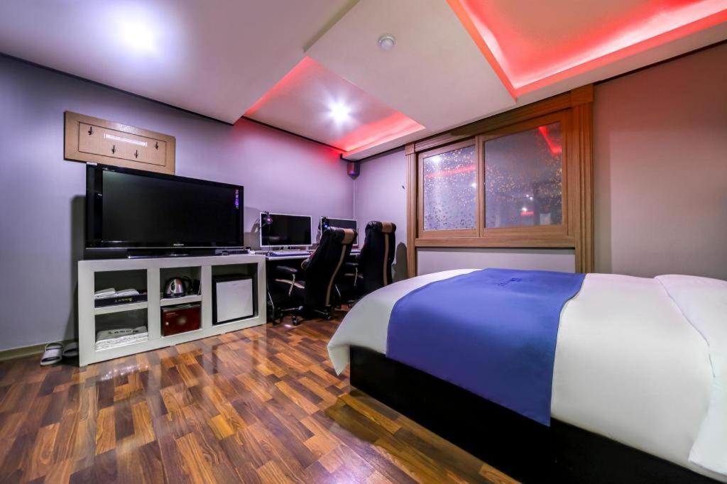 Sky Hotel Čchangwon Exteriér fotografie