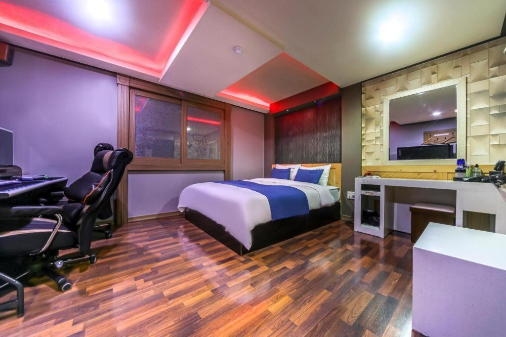 Sky Hotel Čchangwon Exteriér fotografie