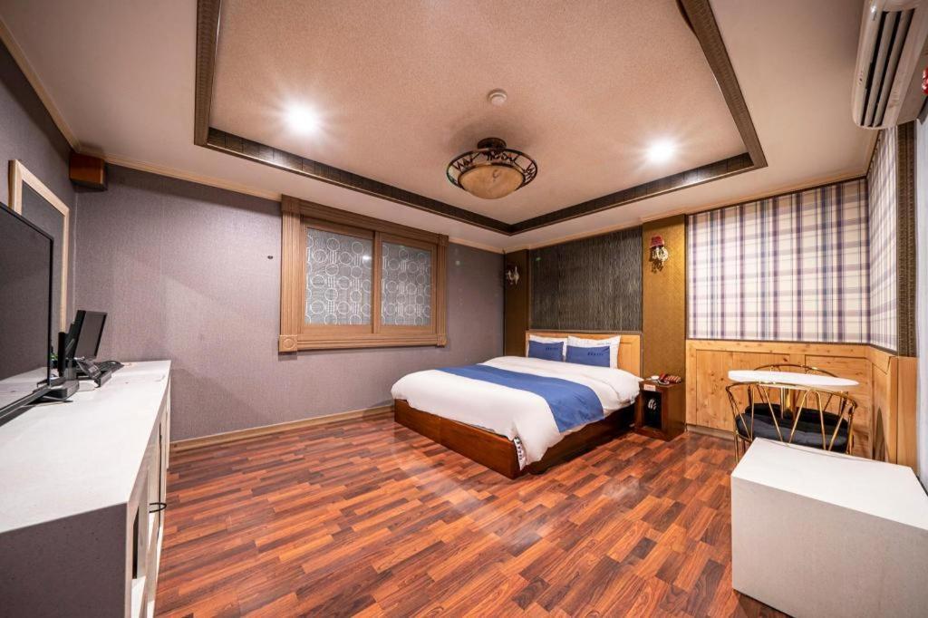 Sky Hotel Čchangwon Exteriér fotografie